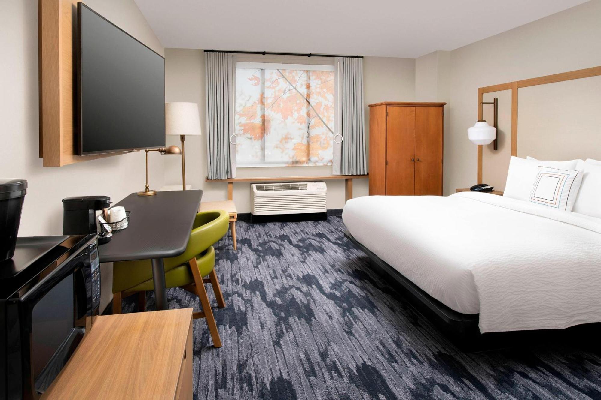 Fairfield Inn & Suites By Marriott Alexandria West/Mark Center Buitenkant foto