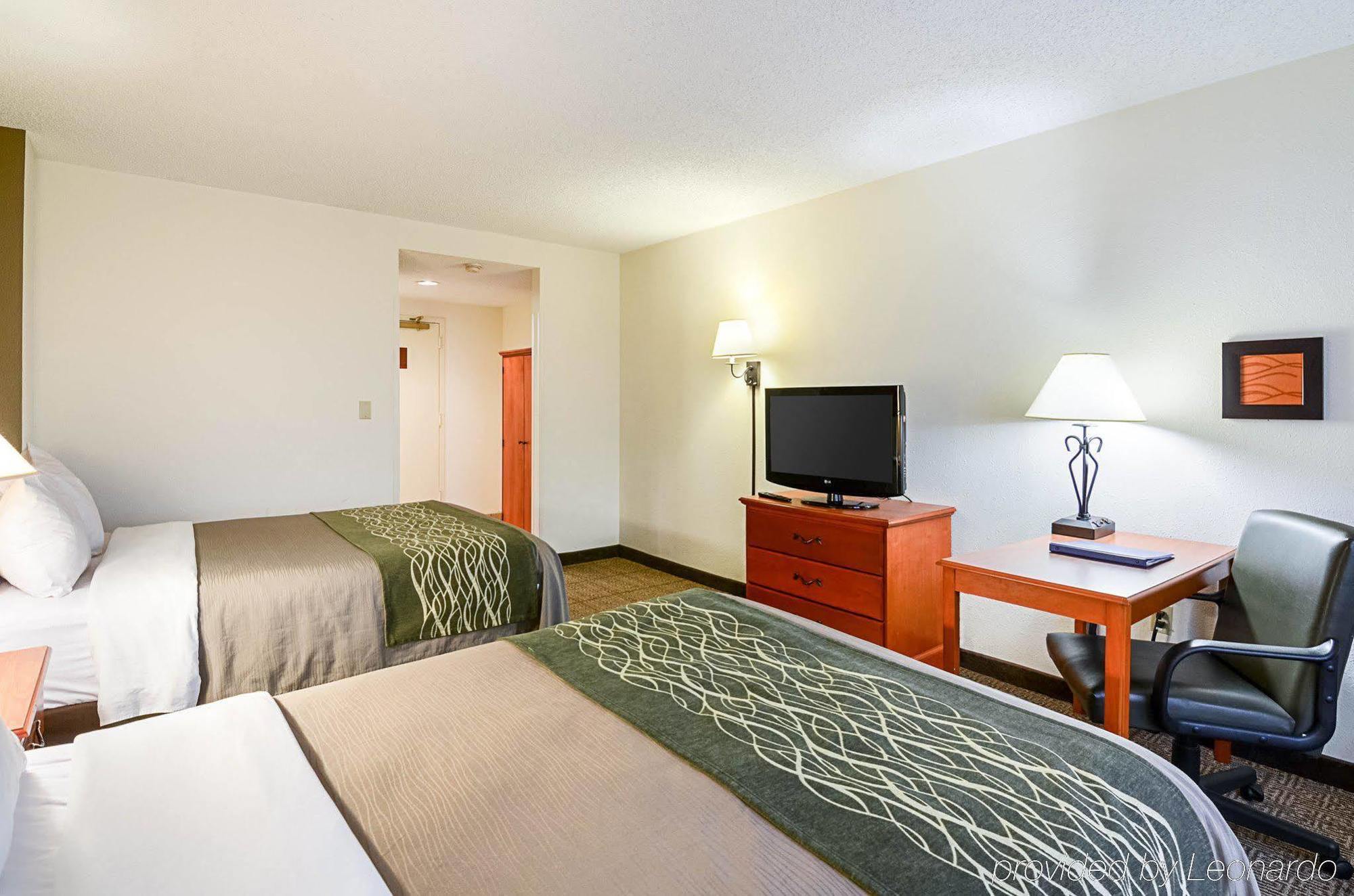 Fairfield Inn & Suites By Marriott Alexandria West/Mark Center Buitenkant foto