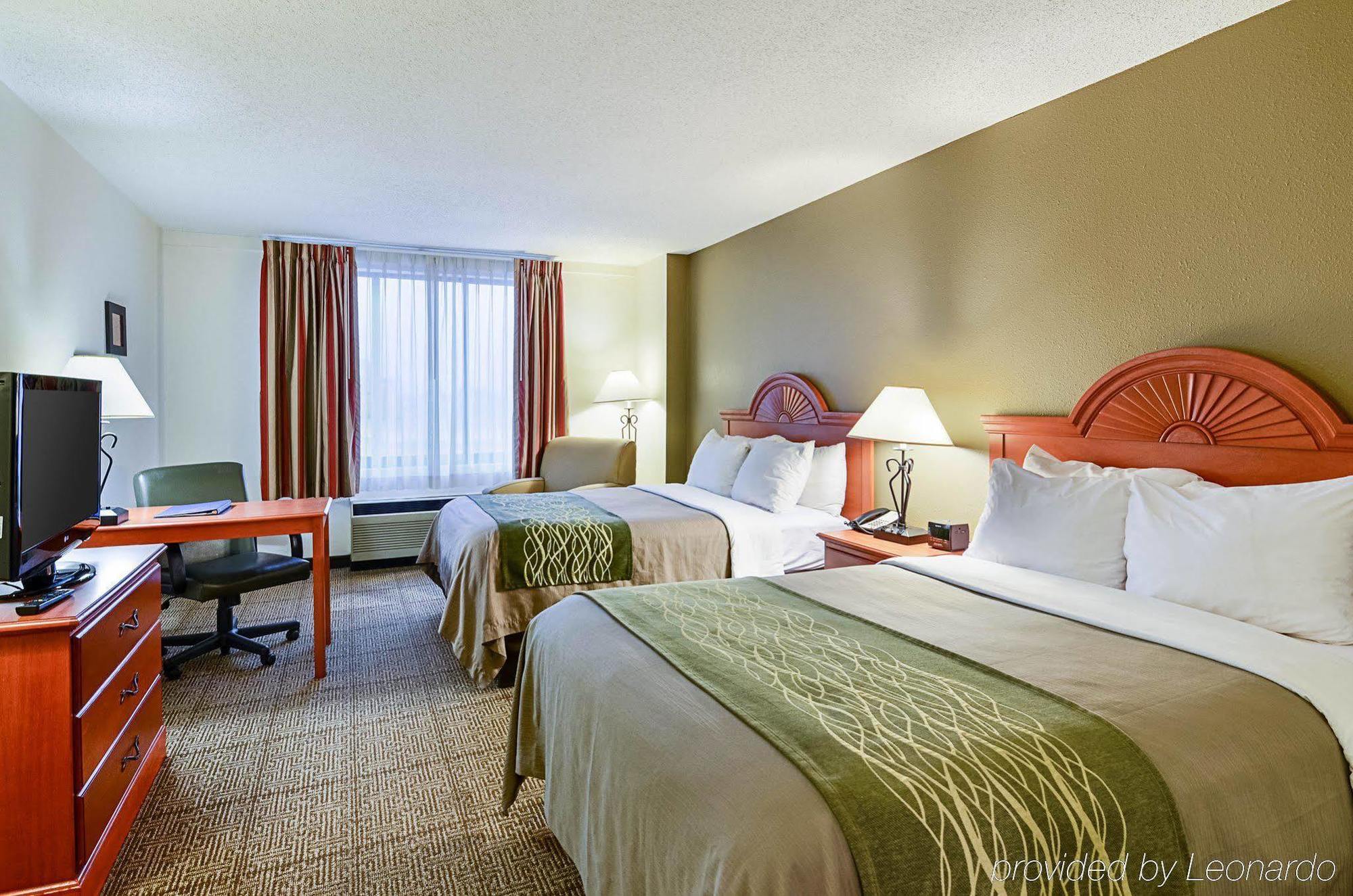 Fairfield Inn & Suites By Marriott Alexandria West/Mark Center Buitenkant foto