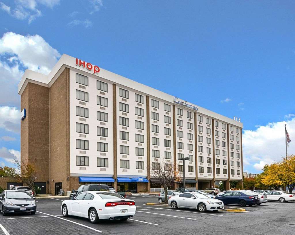 Fairfield Inn & Suites By Marriott Alexandria West/Mark Center Buitenkant foto